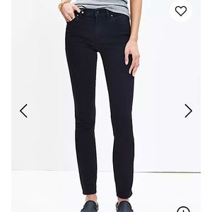 9” High-Waisted Madewell Black Skinny Jeans!